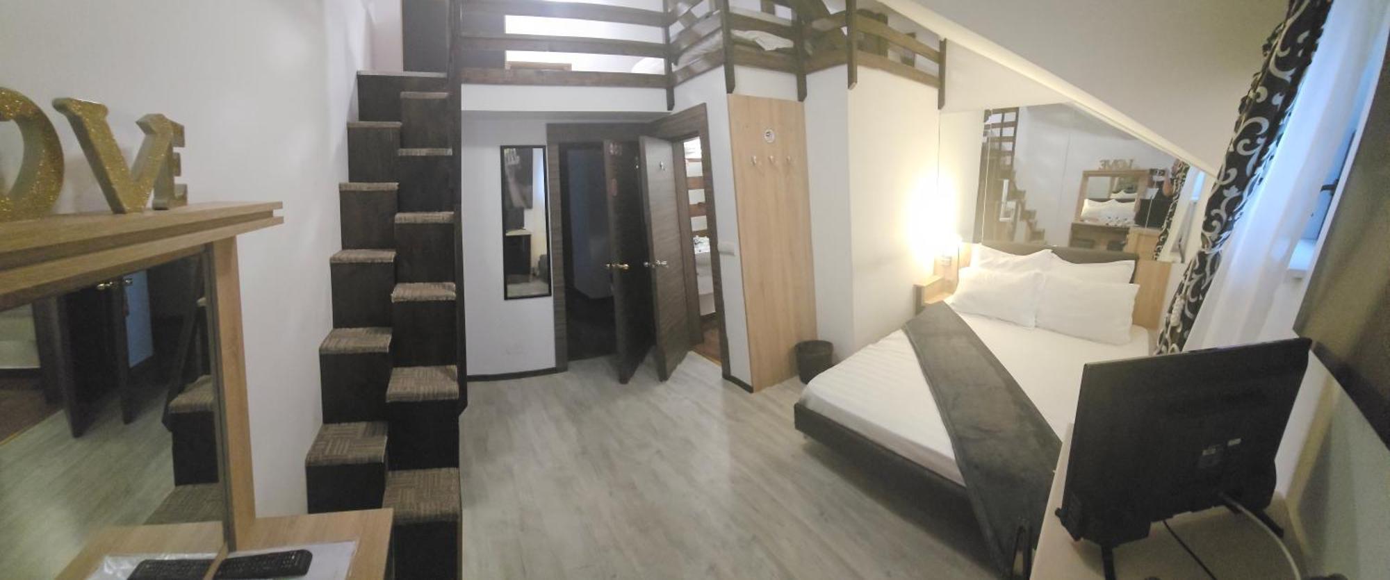 Theline Hotel Bukares Bagian luar foto